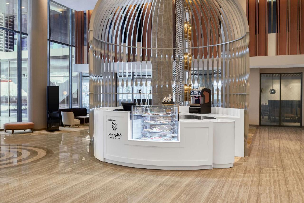 Radisson Blu Hotel Riyadh Convention And Exhibition Center ภายนอก รูปภาพ The lobby of the hotel