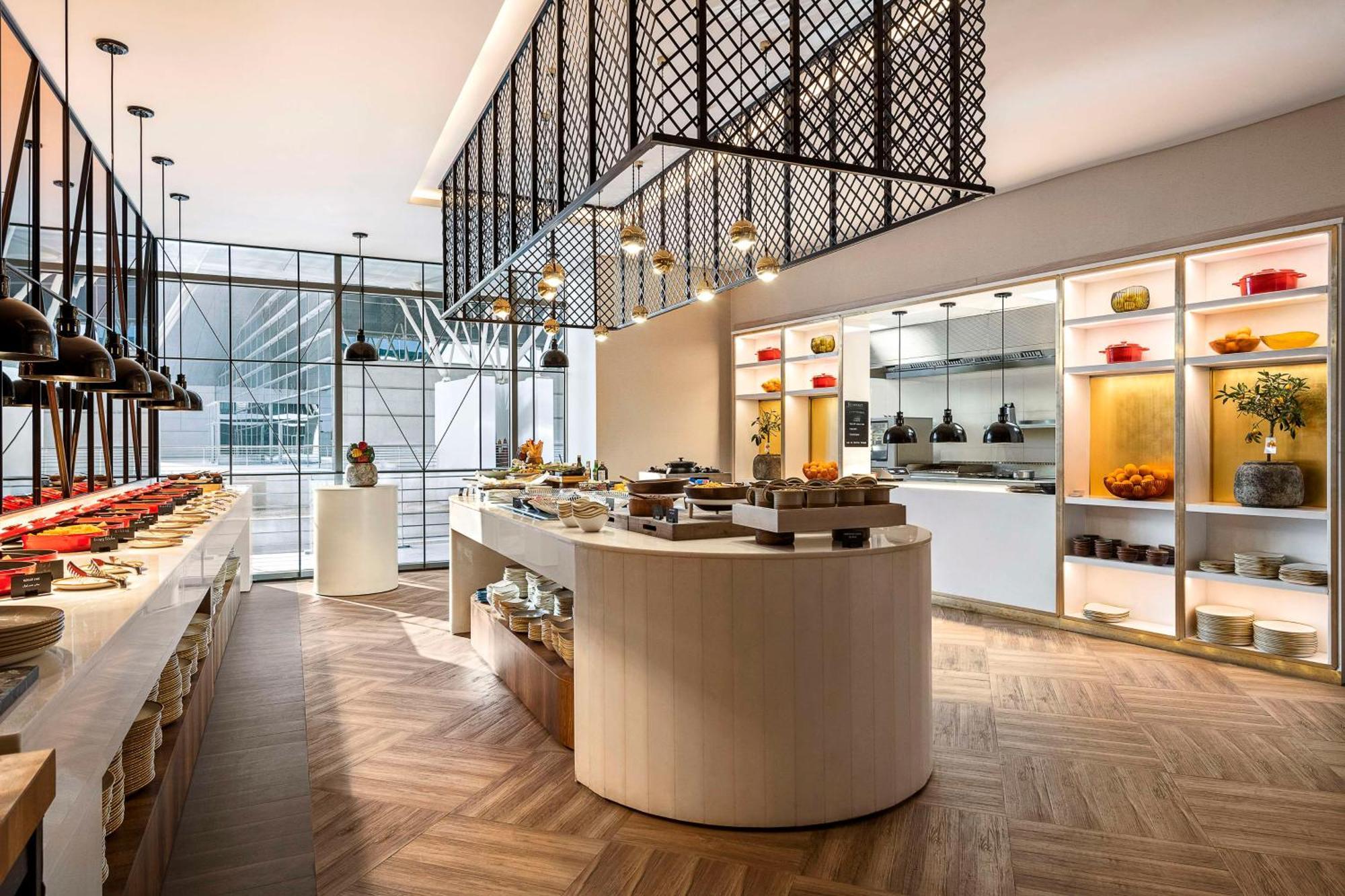 Radisson Blu Hotel Riyadh Convention And Exhibition Center ภายนอก รูปภาพ The Kitchen